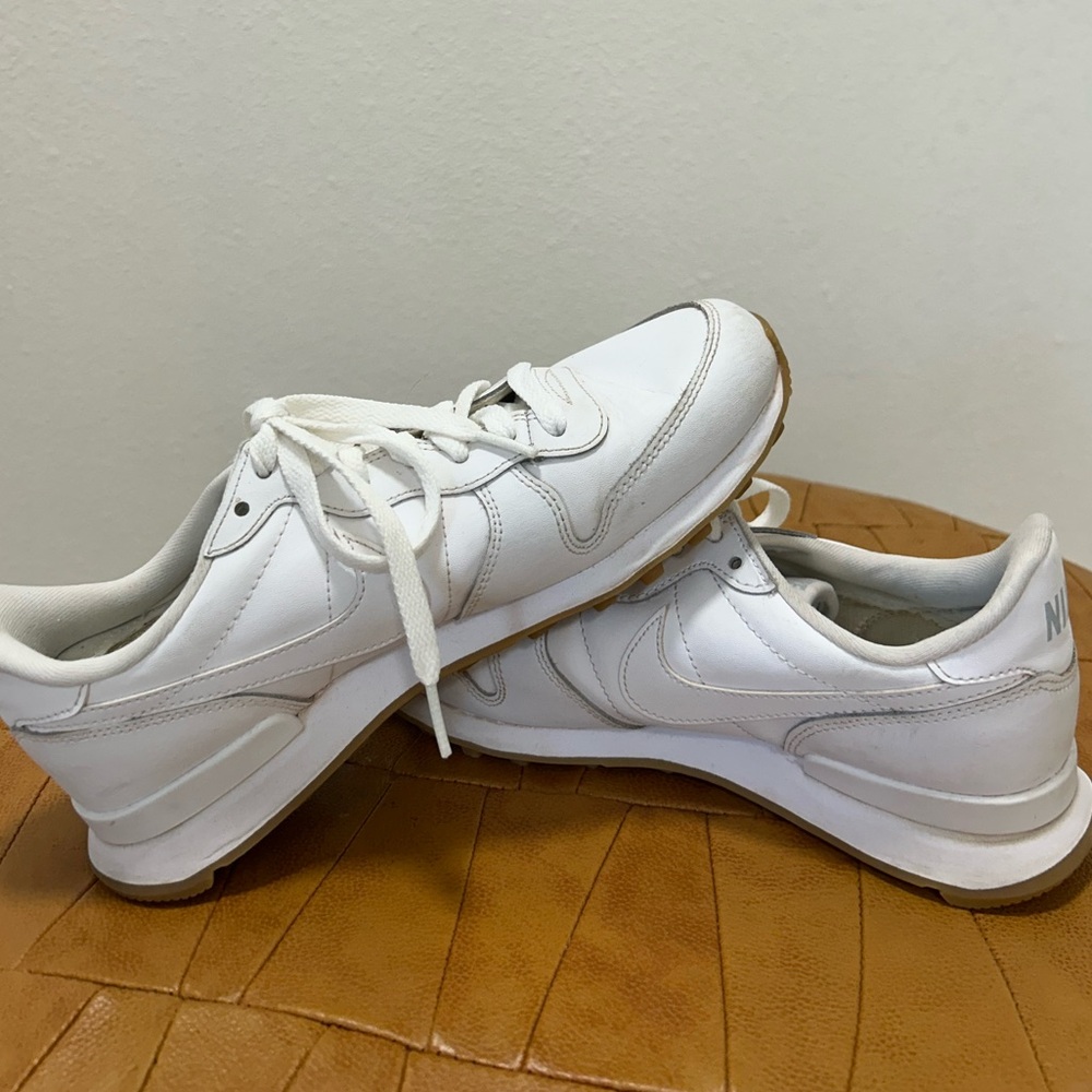 White Nike Internationalist Sneakers